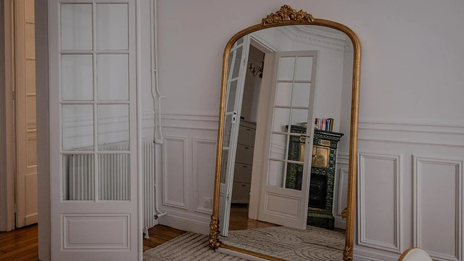 Jouva Paris Apartman 0*,