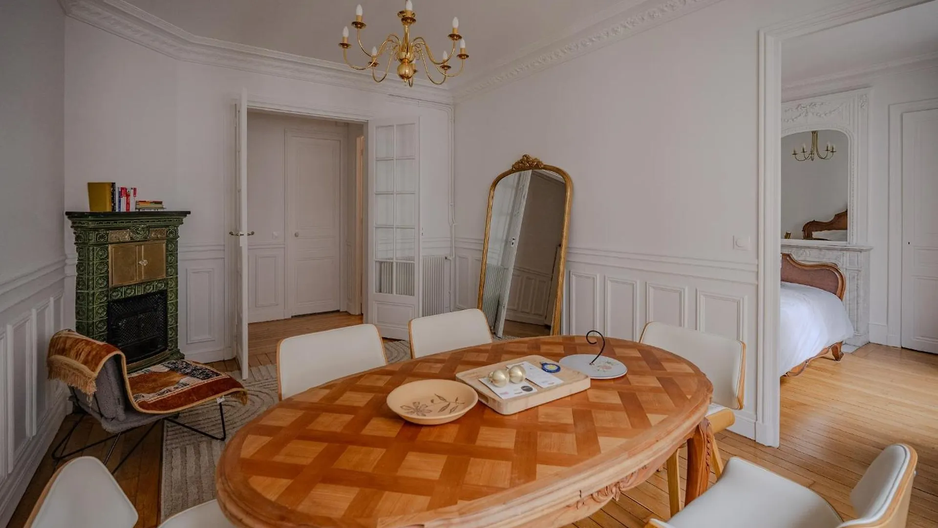 Jouva Paris 아파트